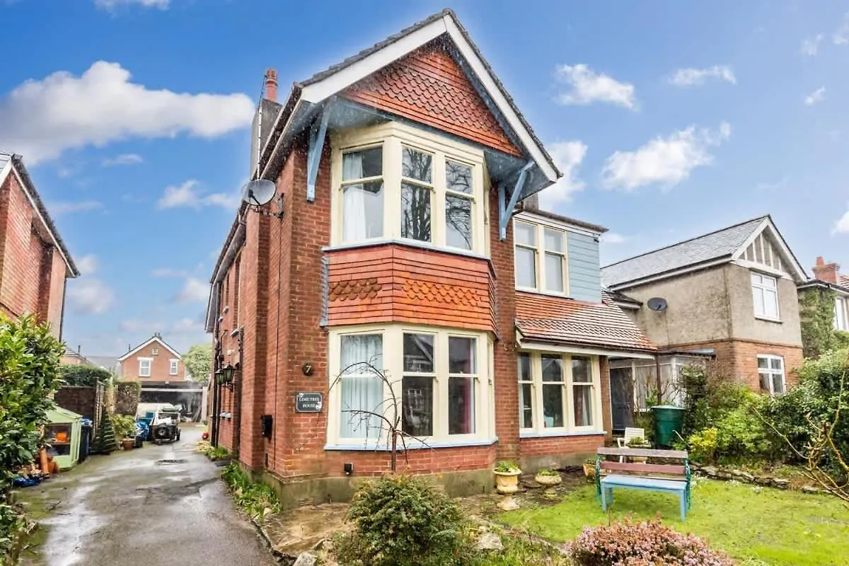 Holiday home Lime Tree House-Poole Villa Bournemouth